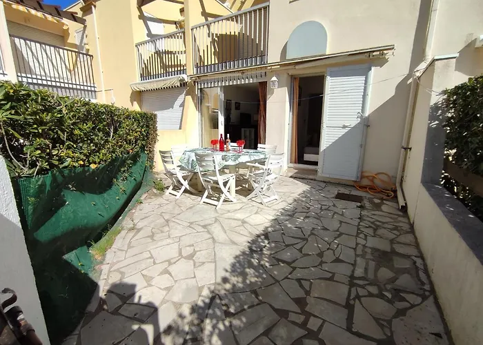 Aquaplage Joli Rdc Piscine 1 Ere Ligne Richelieu Cap D'agde Apartment *